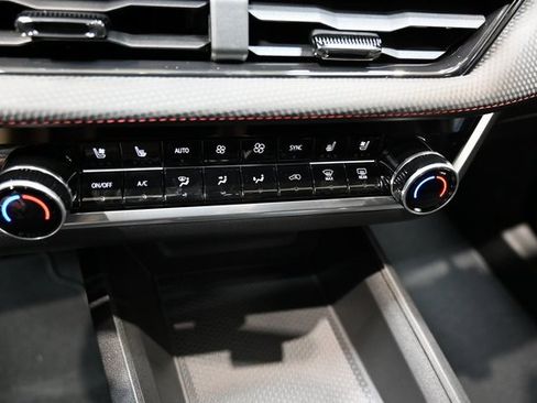 New 2026 Chevrolet Equinox RS image 17