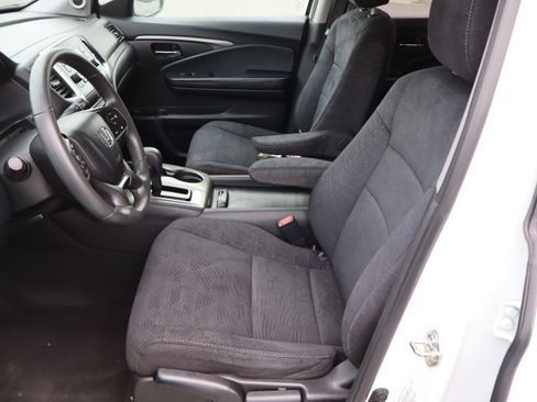 Used 2020 Honda Pilot LX image 16