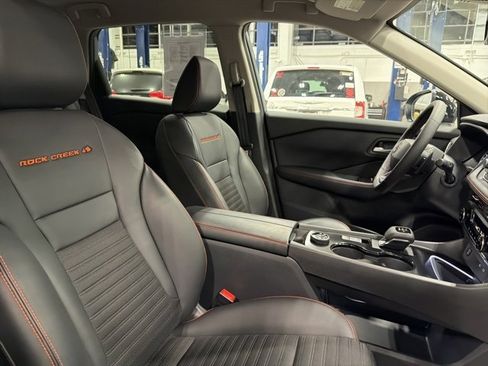 Used 2025 Nissan Rogue SV w/ Rock Creek Premium Package image 32
