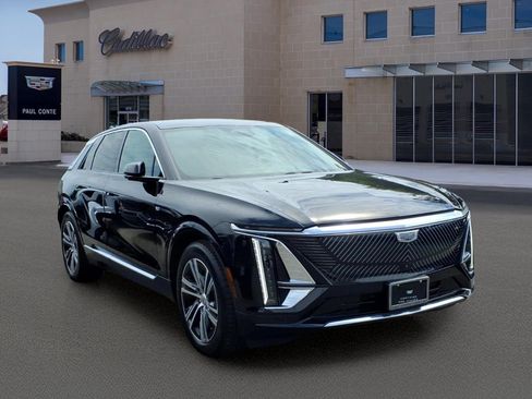 Certified 2024 Cadillac Lyriq Luxury w/ LPO, Floor Liner Package AWD/4WD image 3