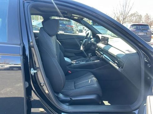 Used 2024 Honda Accord Sport image 14