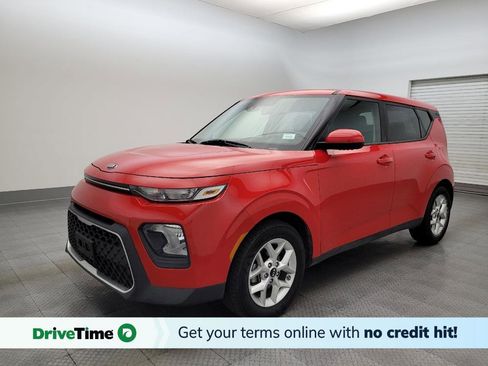 Used 2020 Kia Soul S image 1
