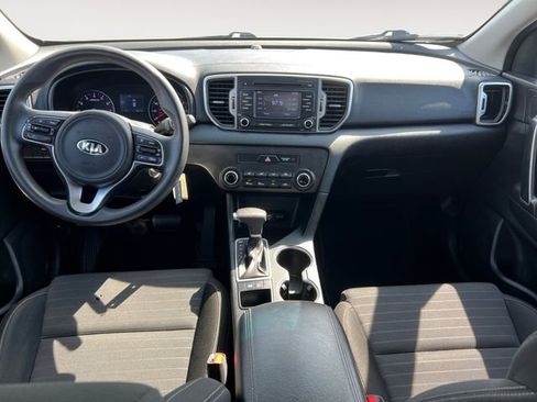 Certified 2018 Kia Sportage LX FWD image 8
