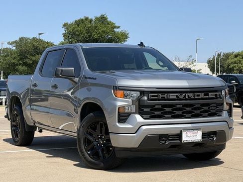 Used 2026 Chevrolet Silverado 1500 Custom RWD image 7