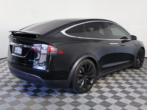 Used 2021 Tesla Model X Long Range image 4