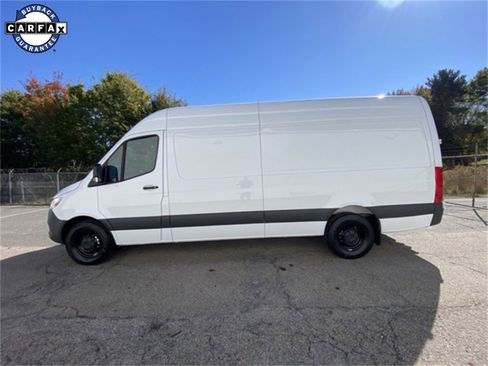 Used 2025 Mercedes-Benz Sprinter 2500 image 5