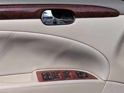 Used 2008 Buick Lucerne CXL FWD image 13