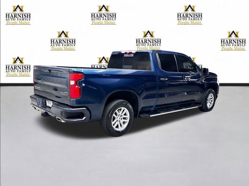 Used 2021 Chevrolet Silverado 1500 High Country w/ Technology Package image 6
