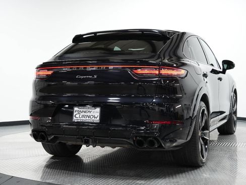 Used 2022 Porsche Cayenne S image 8