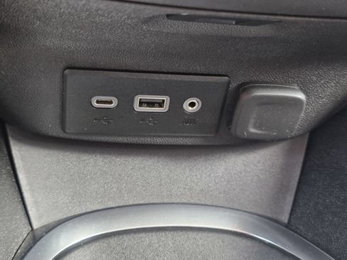 Used 2022 Chevrolet Malibu LT FWD image 28