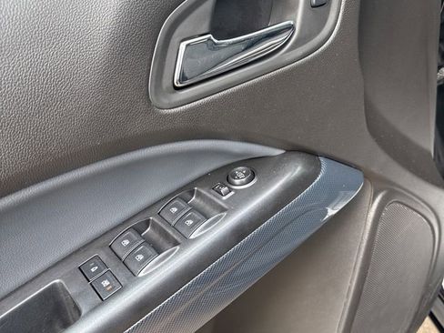 Used 2016 Chevrolet Colorado Z71 AWD/4WD image 12