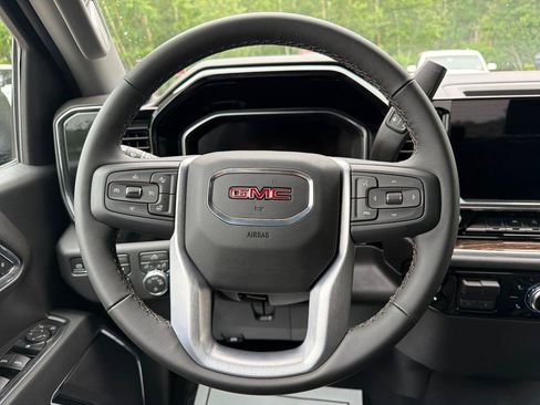 New 2026 GMC Sierra 1500 SLE AWD/4WD image 16