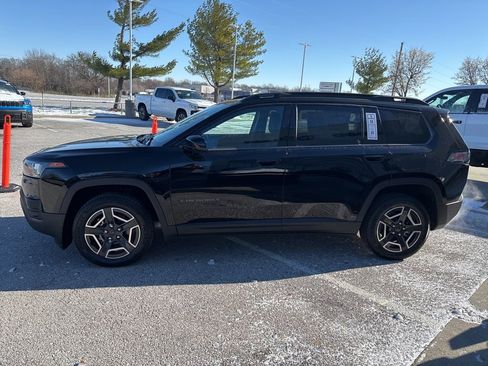 New 2026 Jeep Cherokee Laredo AWD/4WD image 15