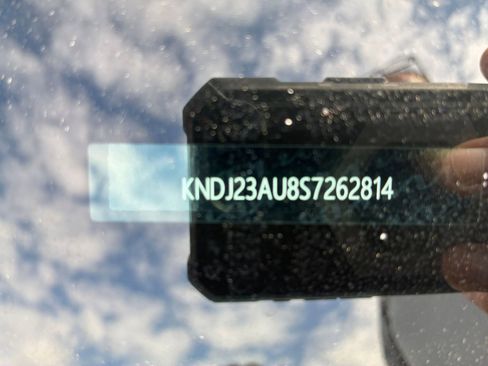 Used 2025 Kia Soul LX w/ LX Technology Package FWD image 22