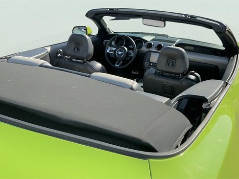 Used 2020 Ford Mustang GT Premium image 27