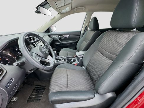 Used 2019 Nissan Rogue SV FWD image 13