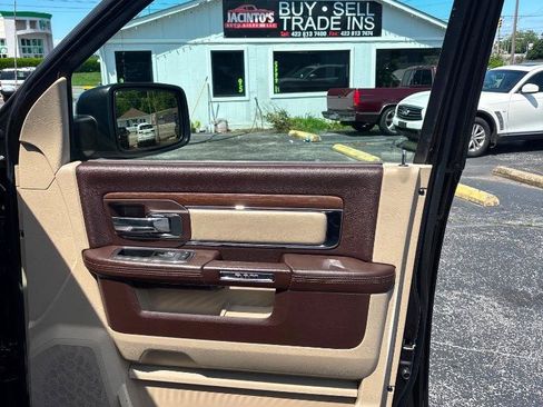 Used 2016 RAM 1500 Laramie w/ Convenience Group AWD/4WD image 32