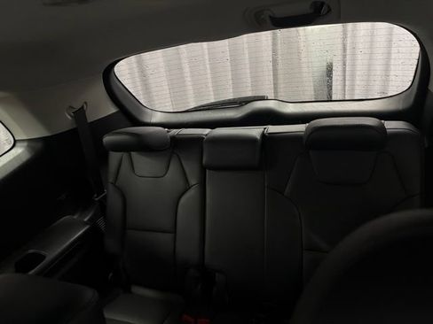 Used 2022 Kia Telluride LX AWD/4WD image 9