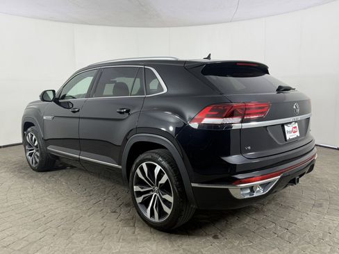 Used 2023 Volkswagen Atlas Cross Sport SEL Premium R-Line AWD/4WD image 5