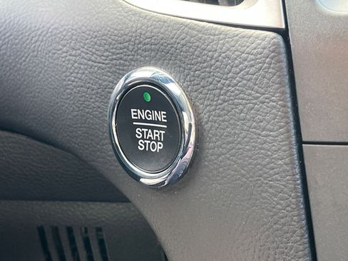 Used 2020 Ford Edge SEL image 34