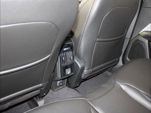 New 2025 Jeep Compass Latitude image 31