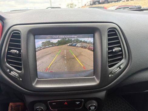 Used 2020 Jeep Compass Trailhawk w/ Cold Weather Group AWD/4WD image 22