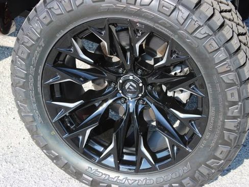 Used 2023 RAM 1500 Big Horn AWD/4WD image 16