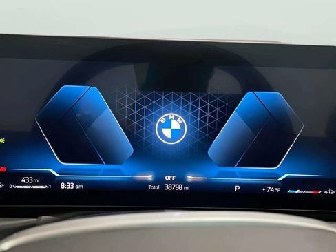Used 2025 BMW 430i Convertible w/ Premium Package RWD image 40