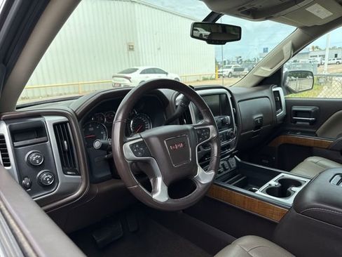 Used 2018 GMC Sierra 1500 SLT w/ Texas SLT Premium Package AWD/4WD image 16