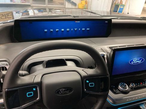 New 2026 Ford Expedition Tremor AWD/4WD image 23