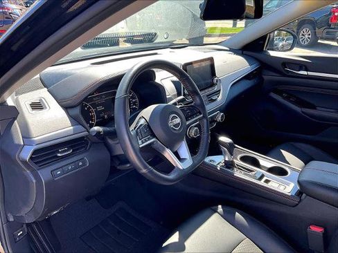 Certified 2023 Nissan Altima 2.5 SR AWD/4WD image 8