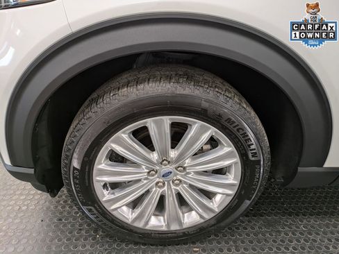 Used 2023 Ford Explorer Limited w/ Limited Technology Package AWD/4WD image 7