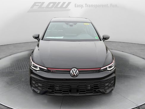 New 2026 Volkswagen Golf SE image 2