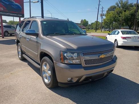 Used 2013 Chevrolet Tahoe LTZ RWD image 7
