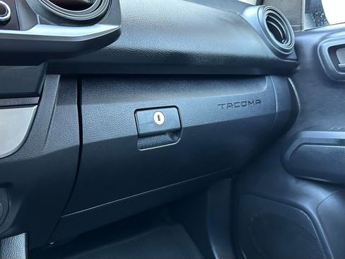 Used 2020 Toyota Tacoma SR image 54