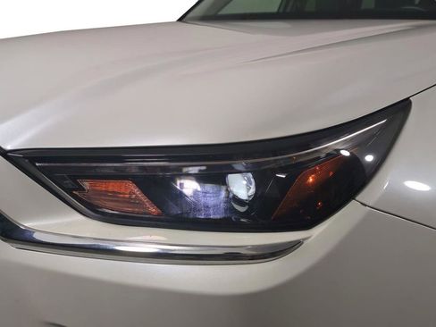 Used 2024 Toyota Grand Highlander XLE FWD image 10