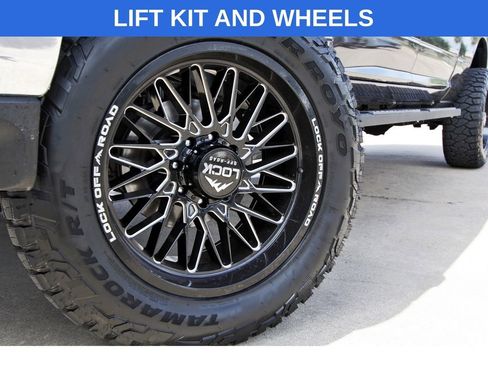 Used 2024 RAM 2500 Tradesman w/ Chrome Appearance Group AWD/4WD image 28