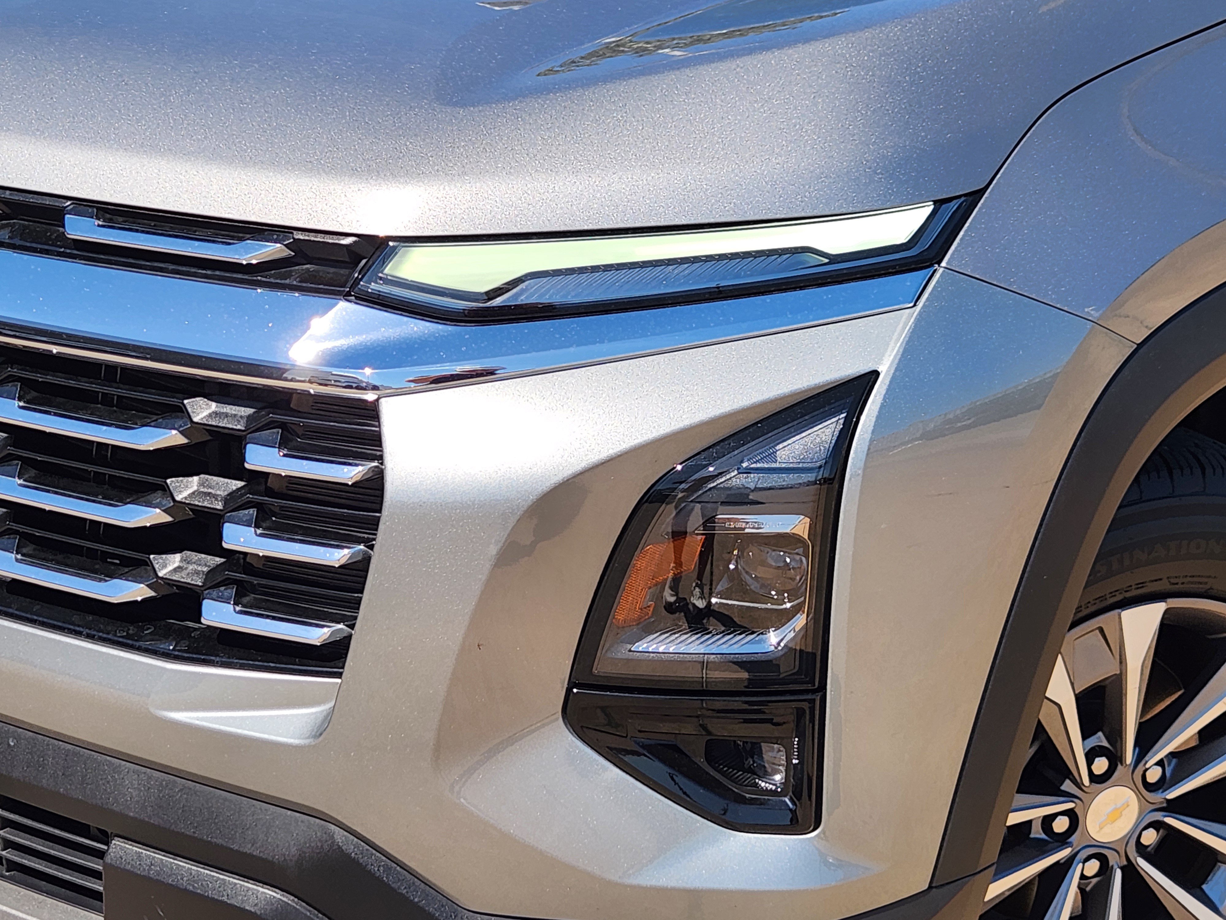 Certified 2025 Chevrolet Equinox LT w/ Convenience Package II FWD image 10