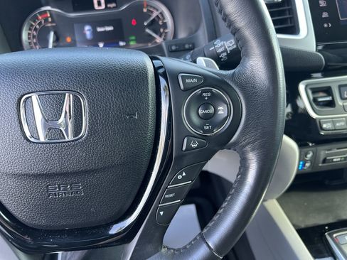 Used 2017 Honda Pilot Elite image 20