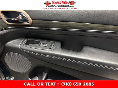 Used 2015 Jeep Grand Cherokee Overland image 25