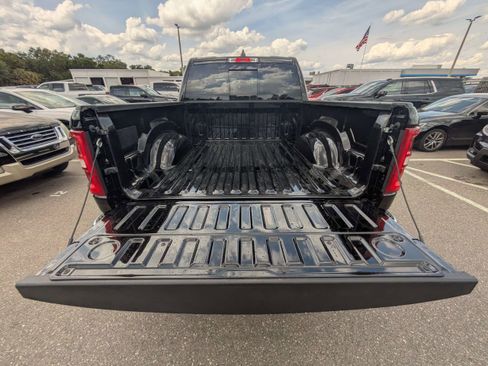 Used 2025 RAM 1500 Laramie AWD/4WD image 12