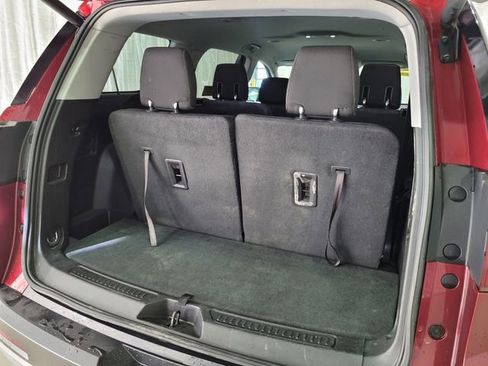 Used 2018 GMC Acadia SLE image 49