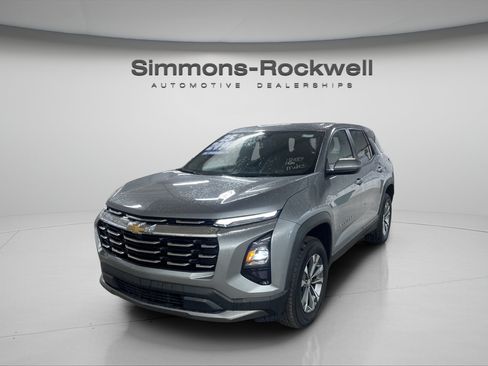 Used 2025 Chevrolet Equinox LT AWD/4WD image 1