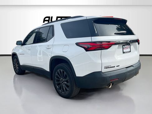Used 2022 Chevrolet Traverse RS image 5
