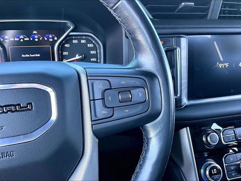 Used 2021 GMC Yukon Denali w/ Denali Premium Package RWD image 21