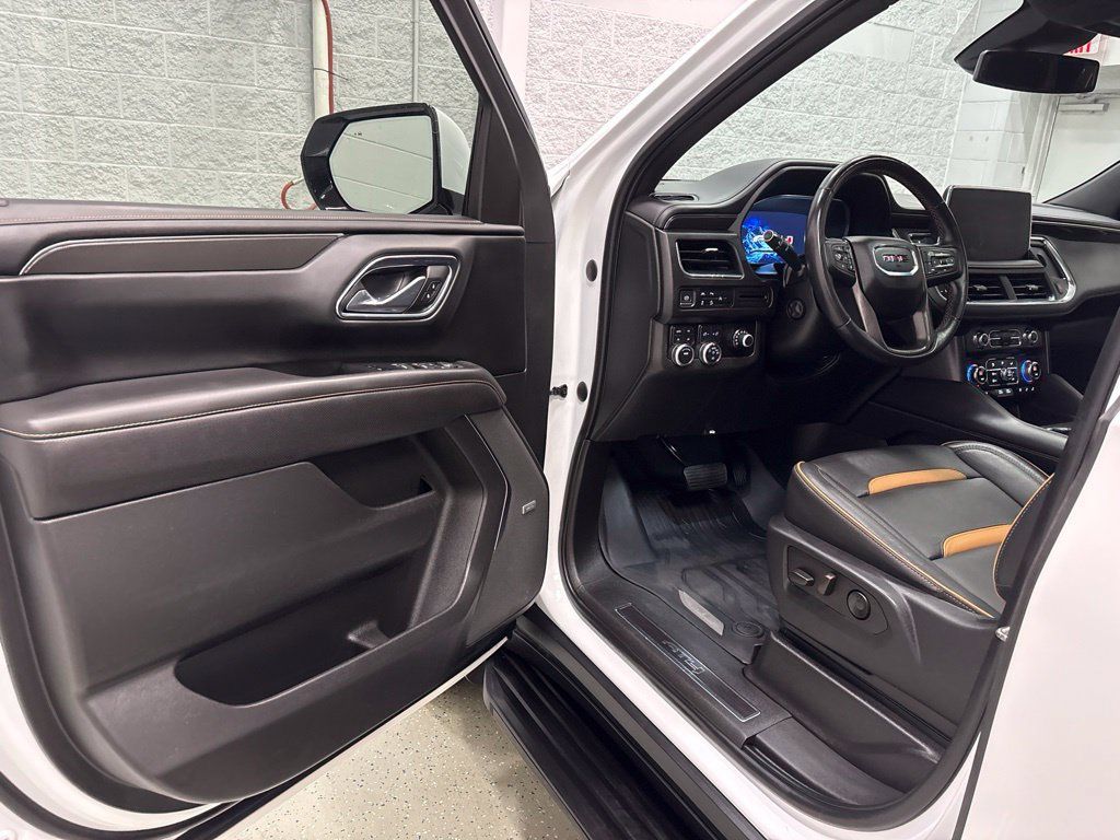 Certified 2023 GMC Yukon AT4 AWD/4WD image 13