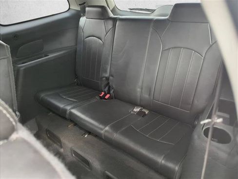 Used 2017 Buick Enclave Leather image 18