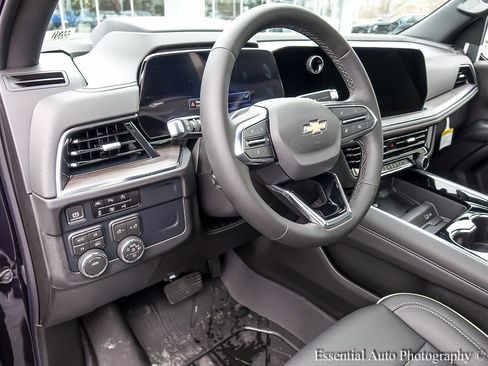 New 2026 Chevrolet Suburban Premier image 10