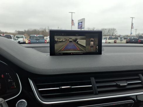 Used 2018 Audi Q7 3.0T Prestige image 21