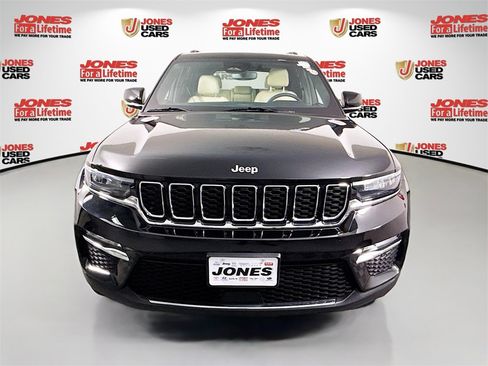 Used 2023 Jeep Grand Cherokee 4WD 4xe image 13